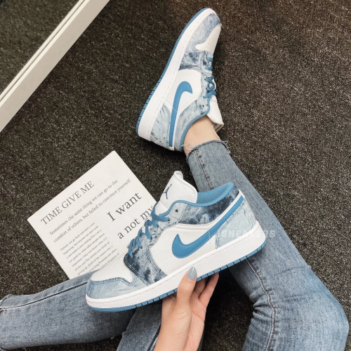 AIR JORDAN 1 LOW GS 喬丹 白藍 水洗丹寧 牛仔 DM8947-100