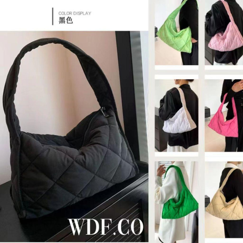 WDF.CO現貨｜新貨巨大黑│2023新款韓國黑白淺綠梅紅綠粉│七色菱格雲朵包 │單肩包｜泡泡包｜大容量｜外出包