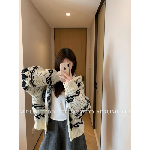 Open YY 奶呼呼毛衣外套 針織開襟衫 抽绳式连帽针织毛衣針織衫 theopenproduct男女同款外套