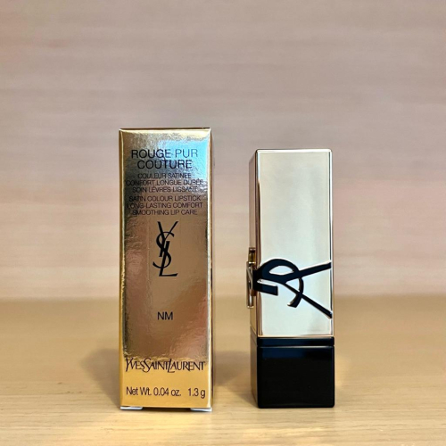 栗子美妝?｜YSL 聖羅蘭 奢華緞面唇膏NM 精巧版 1.3g 小樣 專櫃中文標 試用品 唇膏試色 旅行裝 小金管