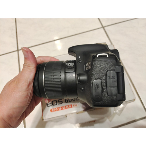 canon 600d,搭配18-55鏡頭，單眼相機新手入門