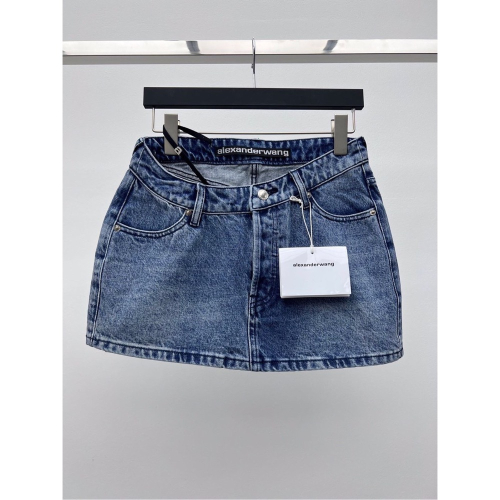 Alexander Wang 亞歷山大王 掛腰牛仔短裙 裙子 半裙 大王真的太會了！性感拿捏的剛剛好！可調節水鑽織帶掛腰